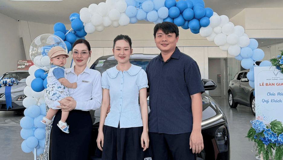 Khách hàng VinFast Ngọc Tường